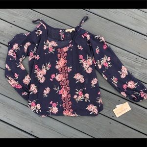 NWT [rewind] medium cut out floral flowy top
